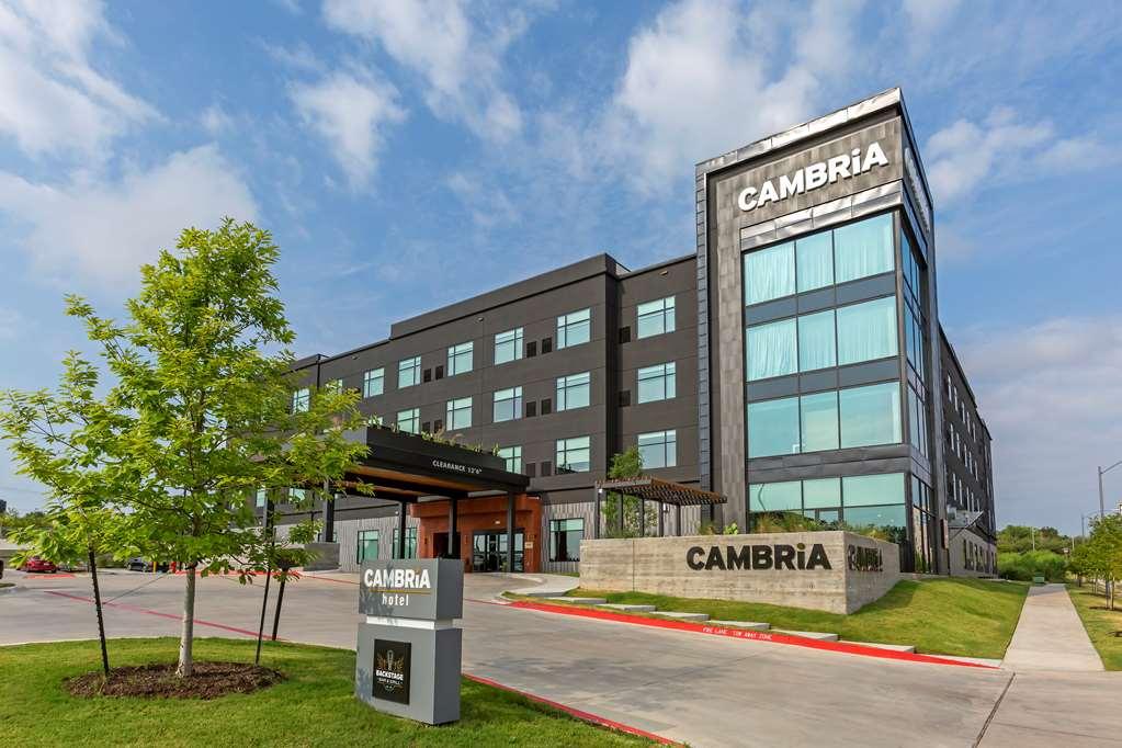 Cambria Hotel Austin Airport 外观 照片